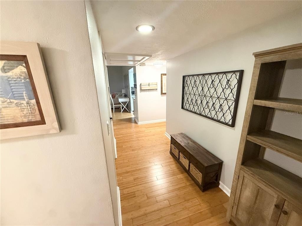 880 Mandalay Avenue - Photo 23