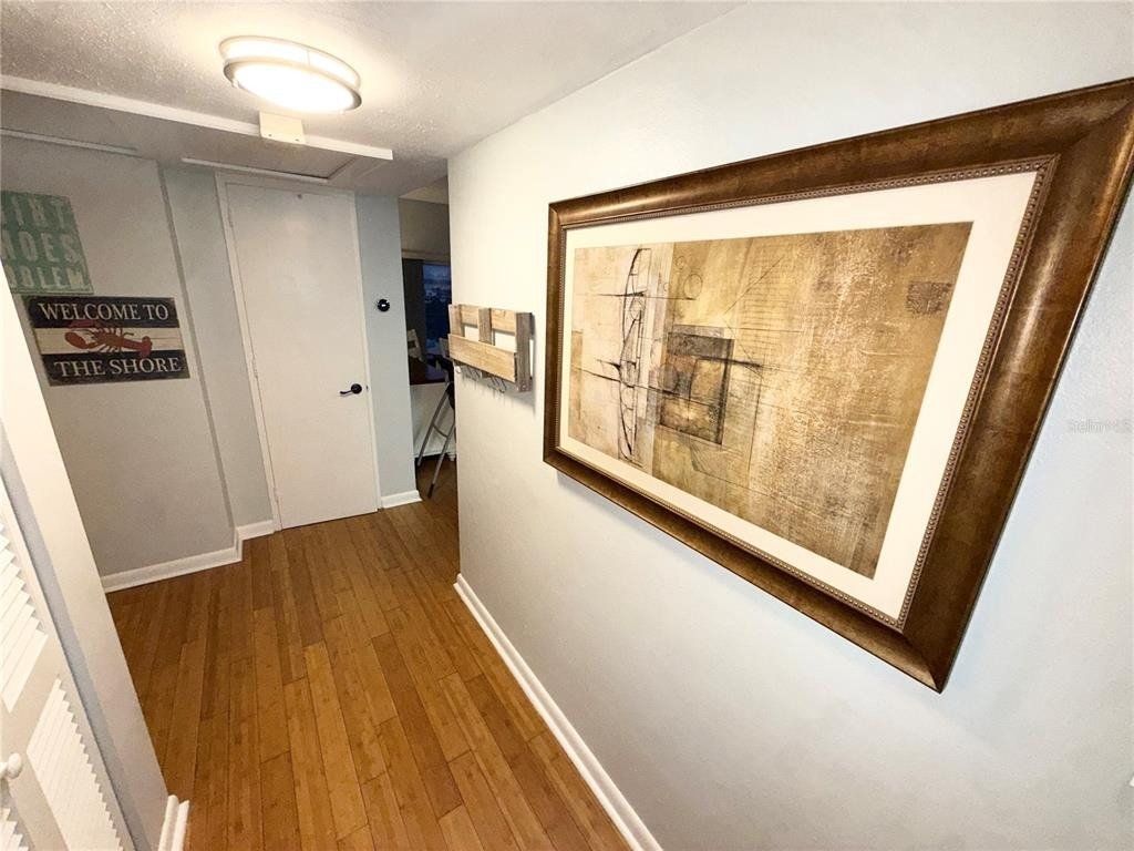 880 Mandalay Avenue - Photo 6