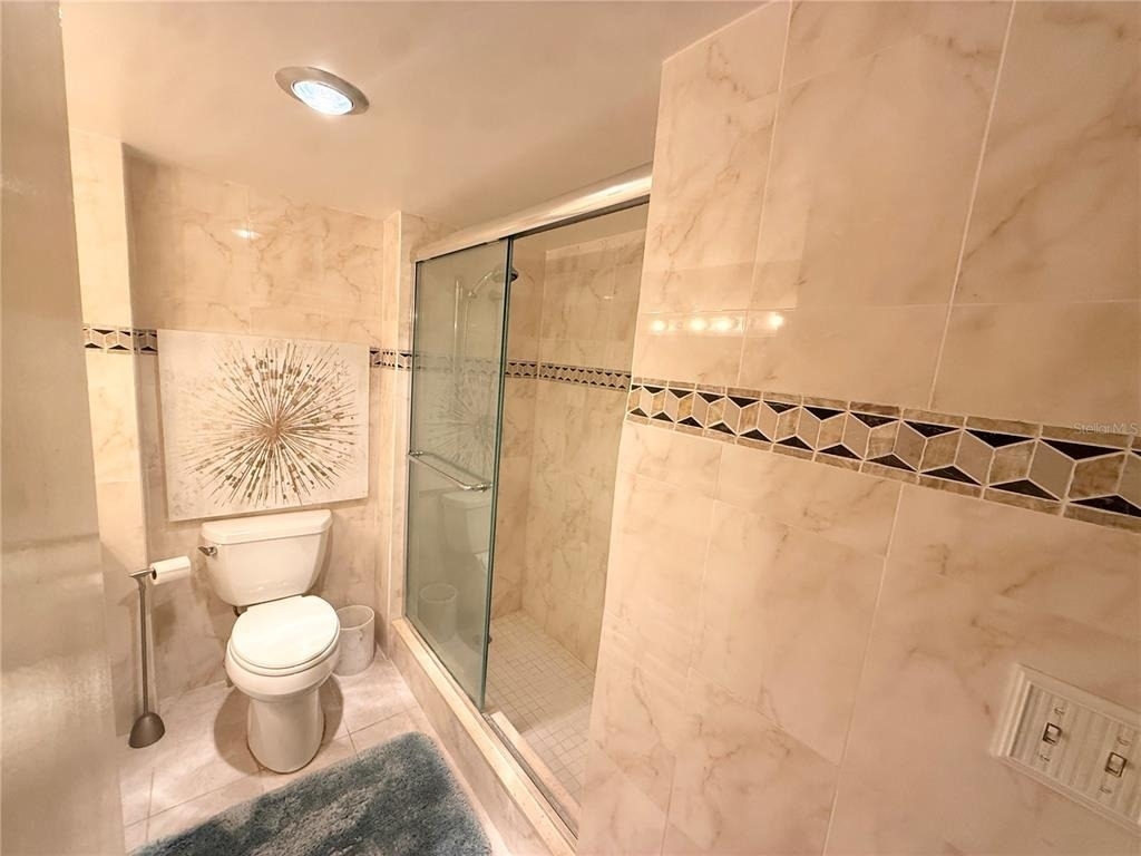 880 Mandalay Avenue - Photo 25