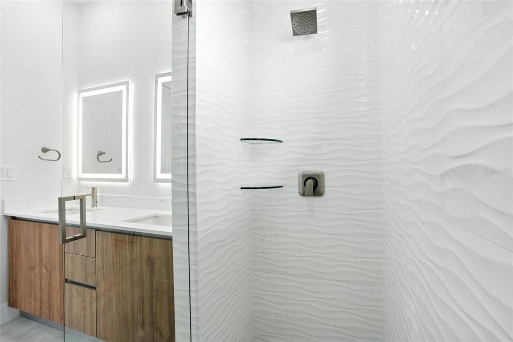 8348 Walden Street - Photo 31