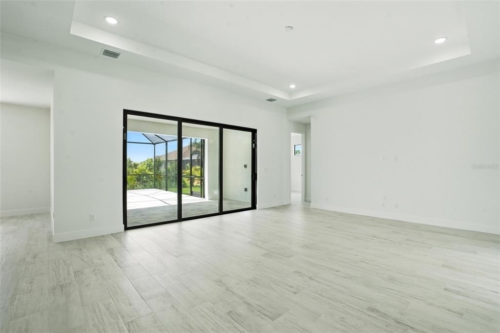 8348 Walden Street - Photo 15