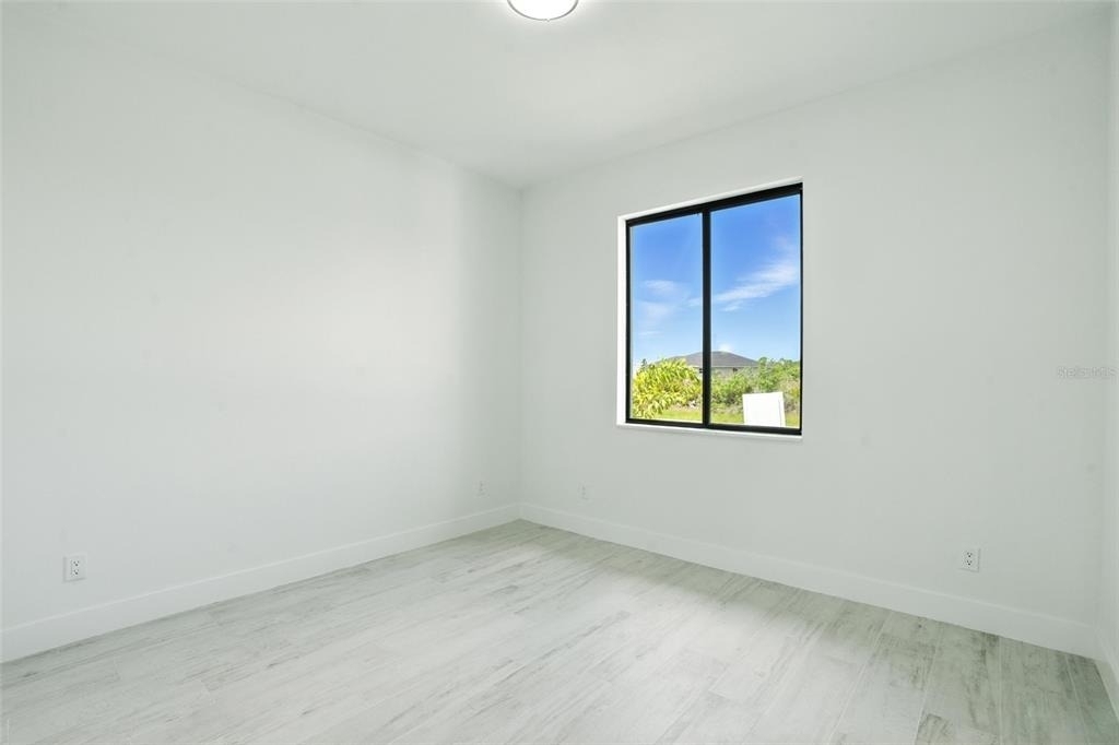 8348 Walden Street - Photo 38