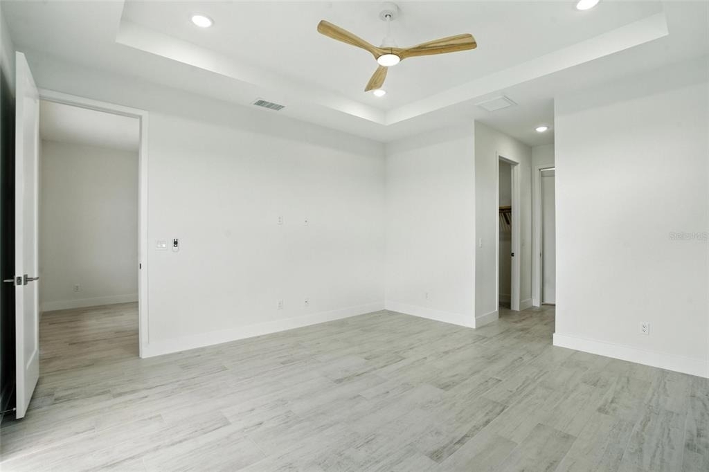 8348 Walden Street - Photo 9