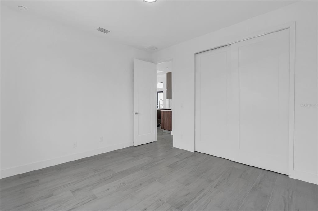 15401 Aqua Circle - Photo 36