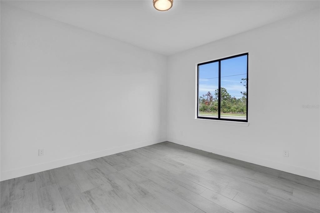 15401 Aqua Circle - Photo 33