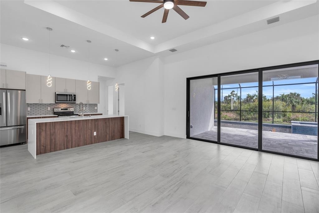 15401 Aqua Circle - Photo 20
