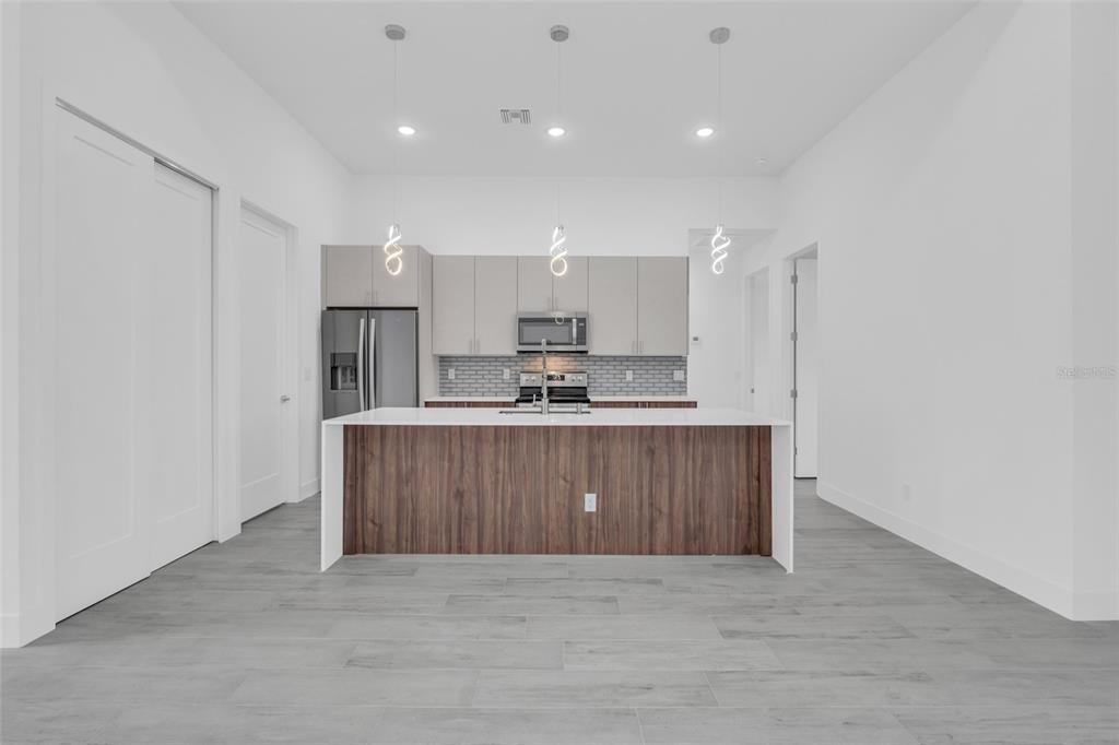 15401 Aqua Circle - Photo 22