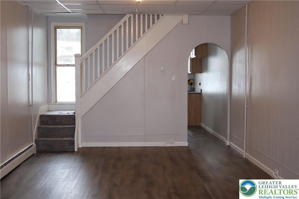 319 N Columbia Street - Photo 4