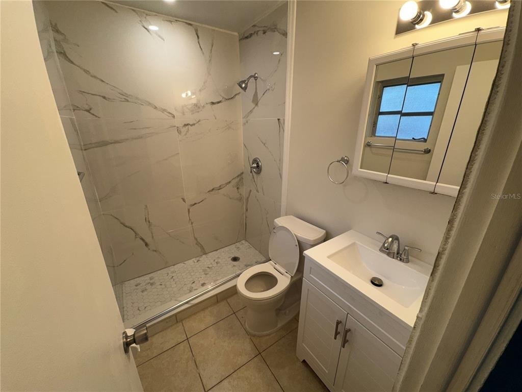 215 Park Boulevard S - Photo 9
