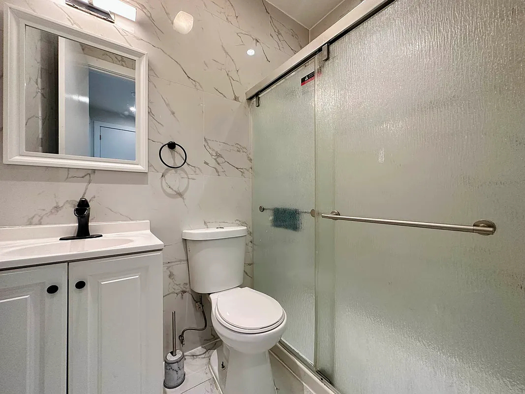 507 East 183rd Street - Photo 4