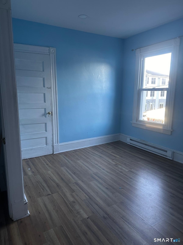 20 Myrtle Avenue - Photo 3