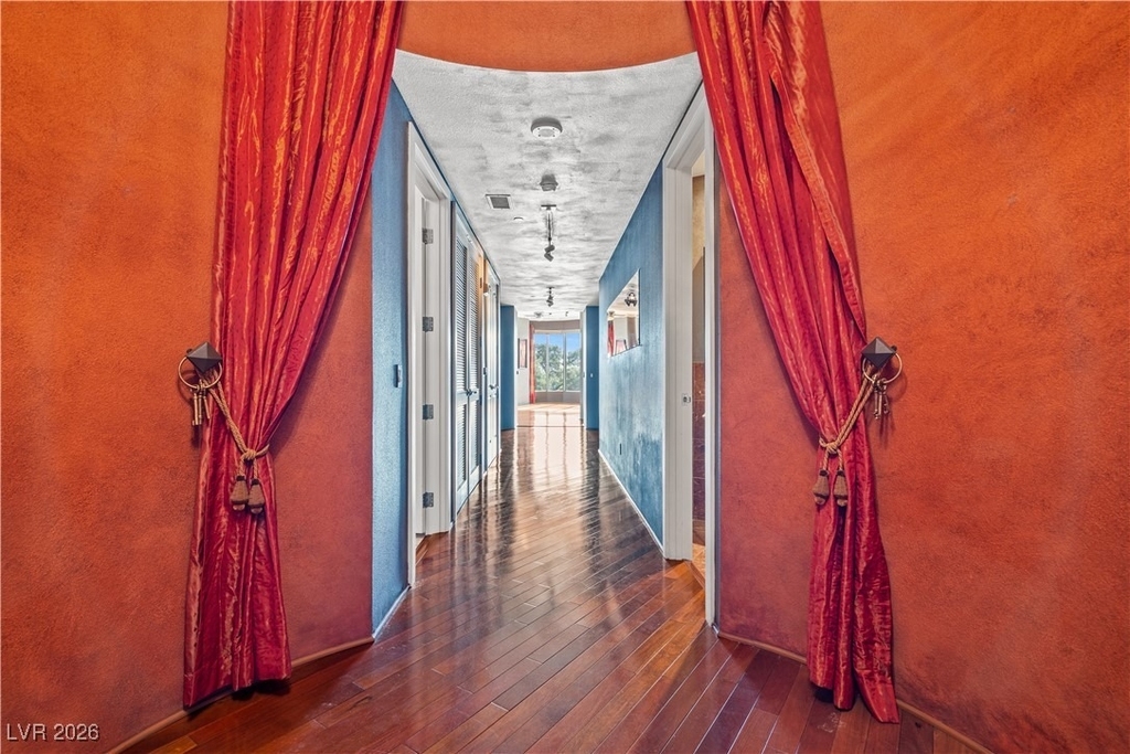 360 E Desert Inn Road - Photo 7