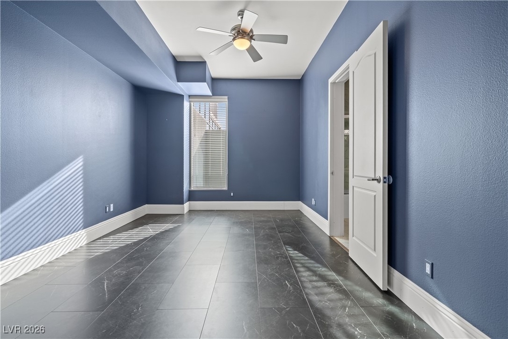 360 E Desert Inn Road - Photo 29