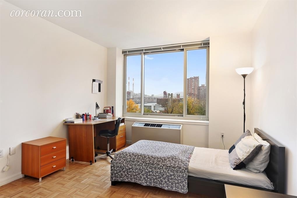 888 Main Street - Photo 17