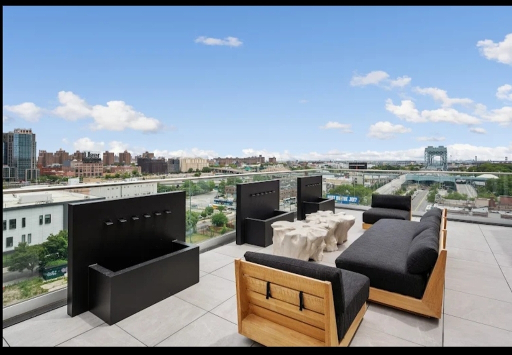 215 E 124th St - Photo 4