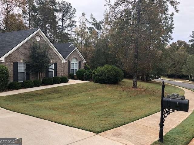 225 Lexington Circle - Photo 0