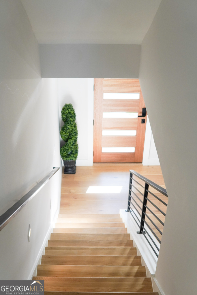 68 Boulevard Se - Photo 3