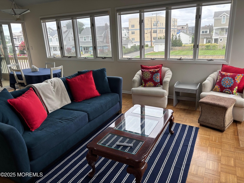 7 Lincoln Avenue - Photo 11