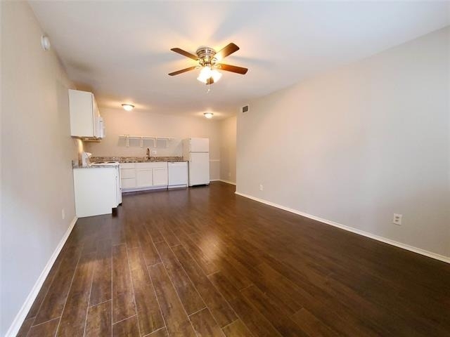 5722 Gaston Avenue - Photo 2