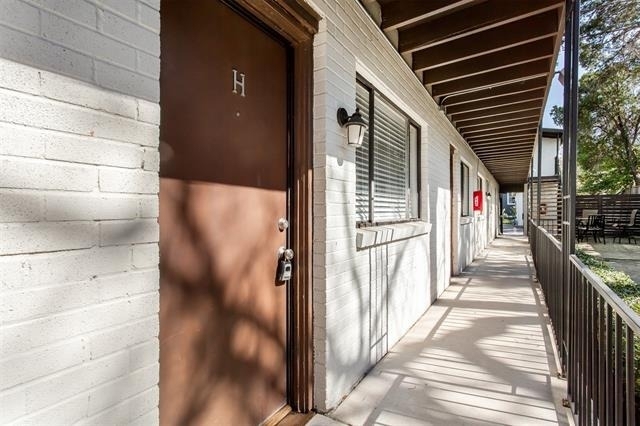 5722 Gaston Avenue - Photo 15