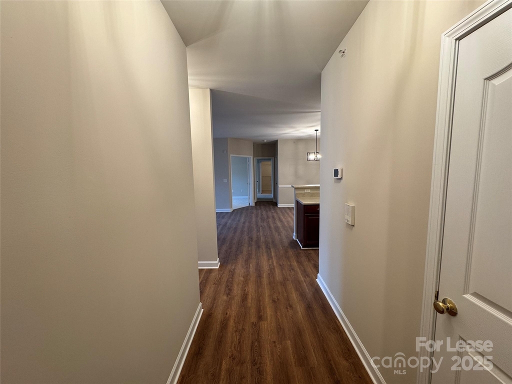 11865 Ridgeway Park Drive - Photo 0