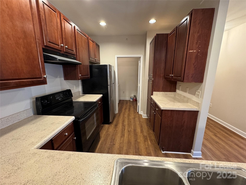 11865 Ridgeway Park Drive - Photo 9