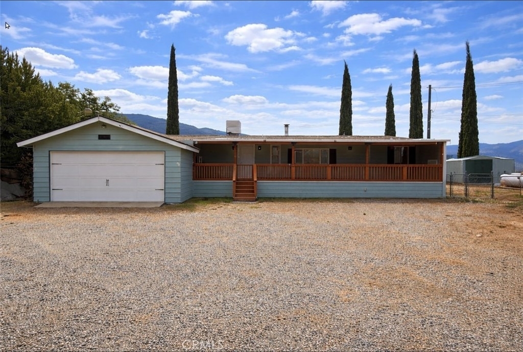 121 Larch Court - Photo 0