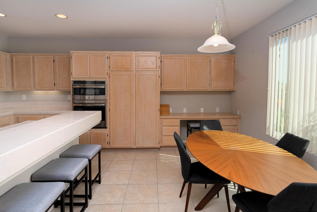 29869 W Laguna Drive - Photo 7