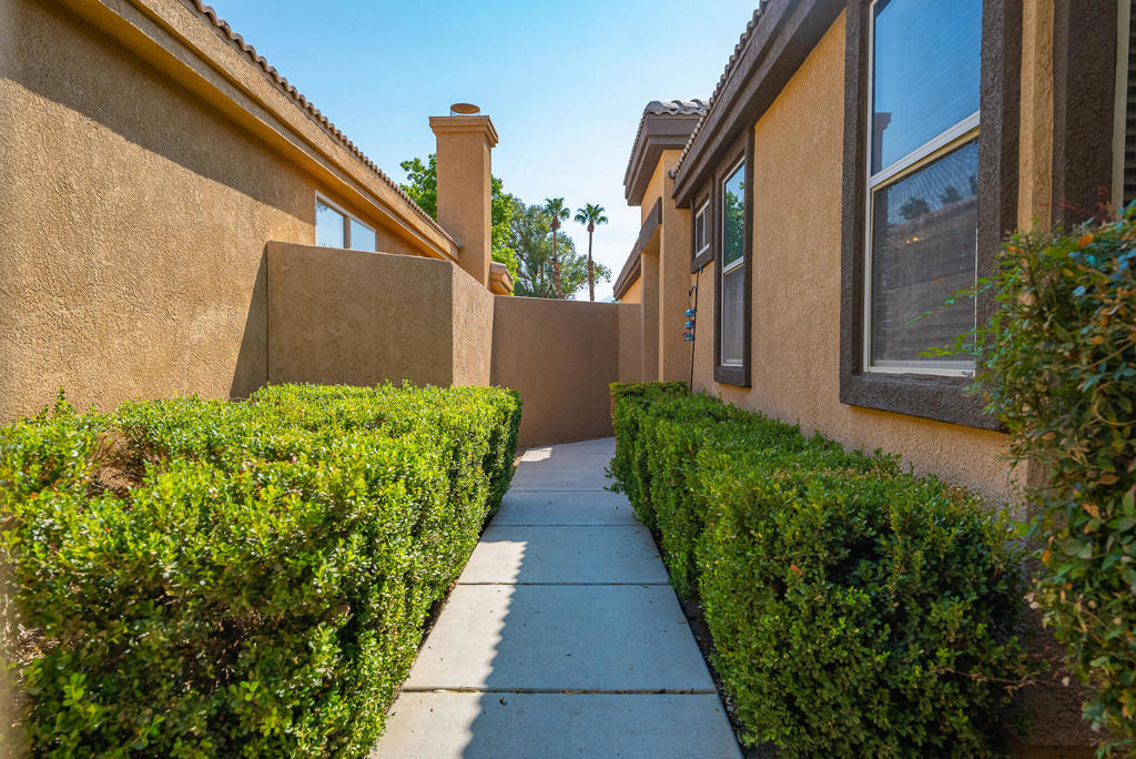 29869 W Laguna Drive - Photo 27
