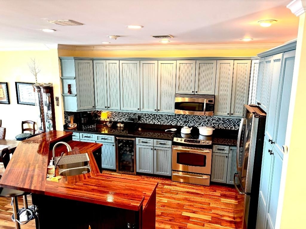 328 N Lake Drive N - Photo 8