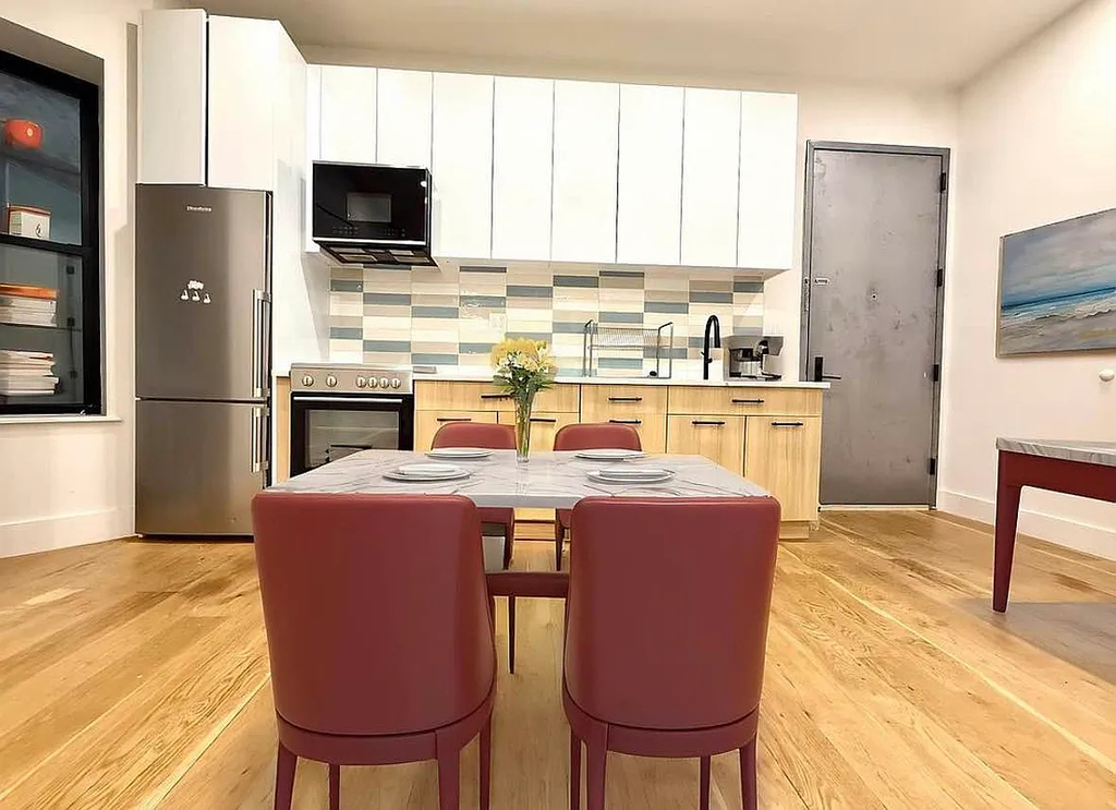 1269 Herkimer Street - Photo 2