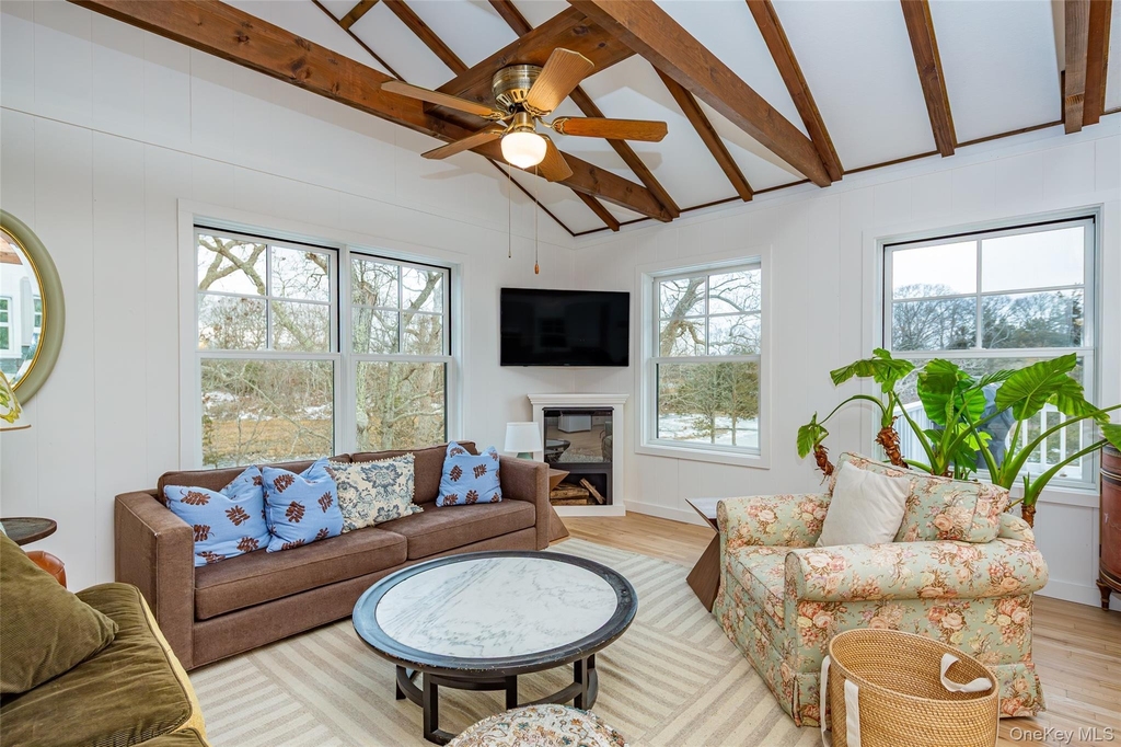 9 Helens Lane - Photo 4