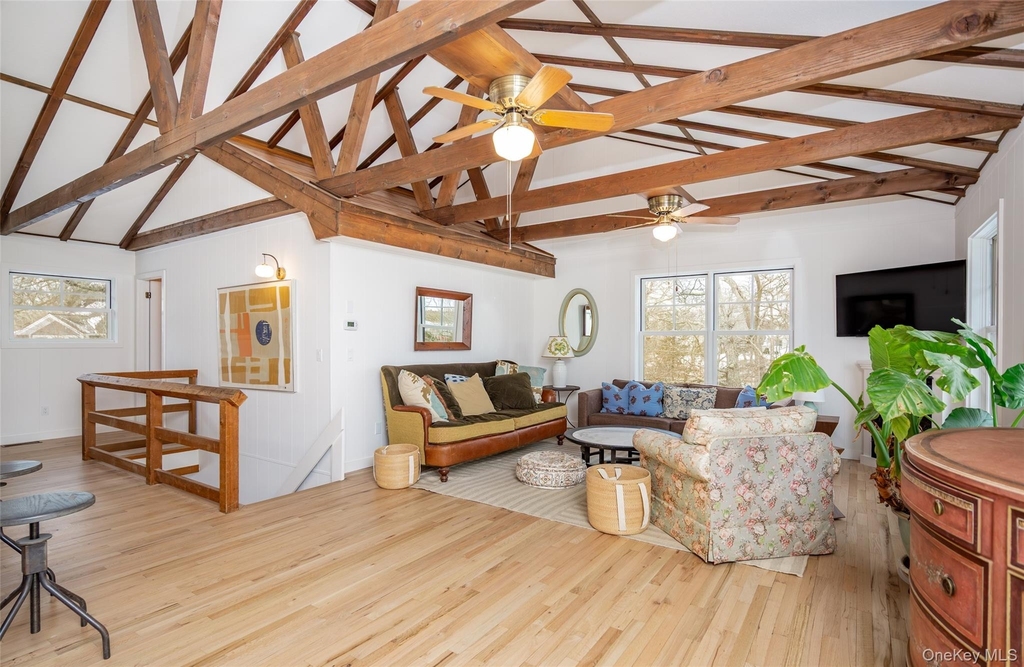 9 Helens Lane - Photo 3