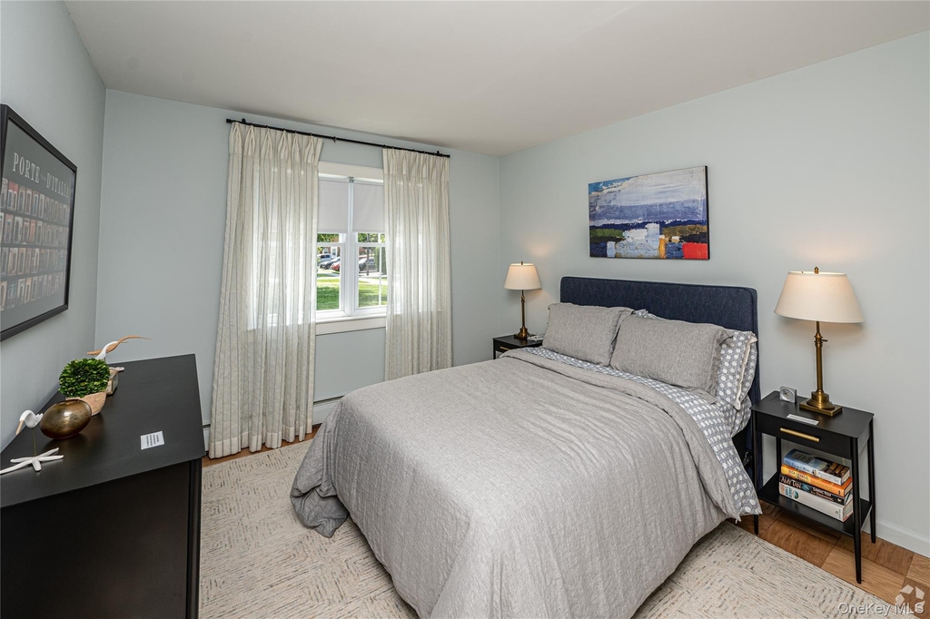 11 Commodore Lane - Photo 5