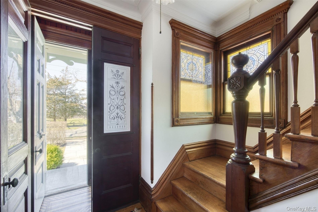 1855 Village Lane - Photo 3