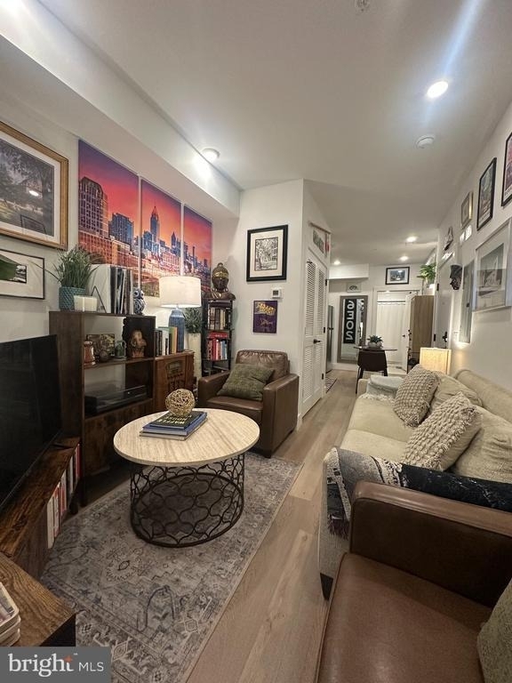 2025 Frankford Avenue - Photo 0