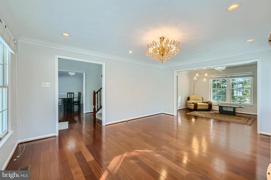 8 Sapphire Hill Court - Photo 10