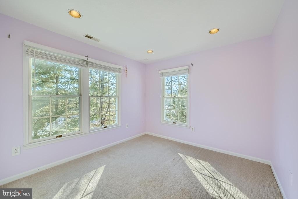 8 Sapphire Hill Court - Photo 18