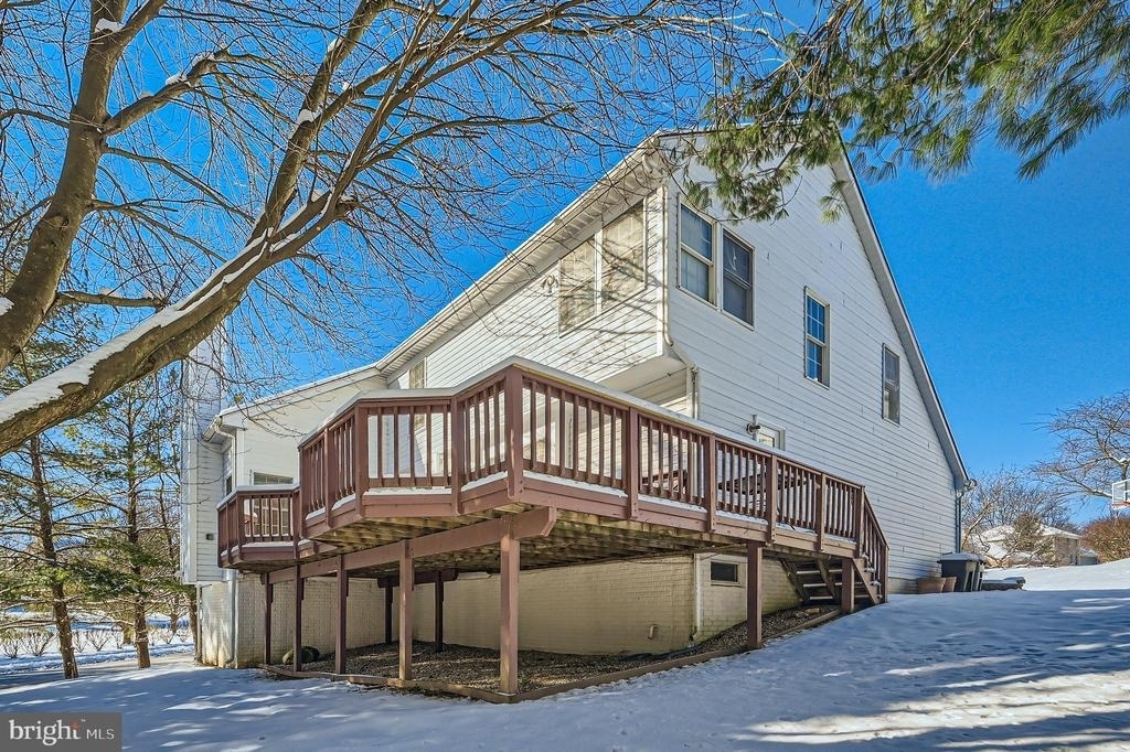 8 Sapphire Hill Court - Photo 32