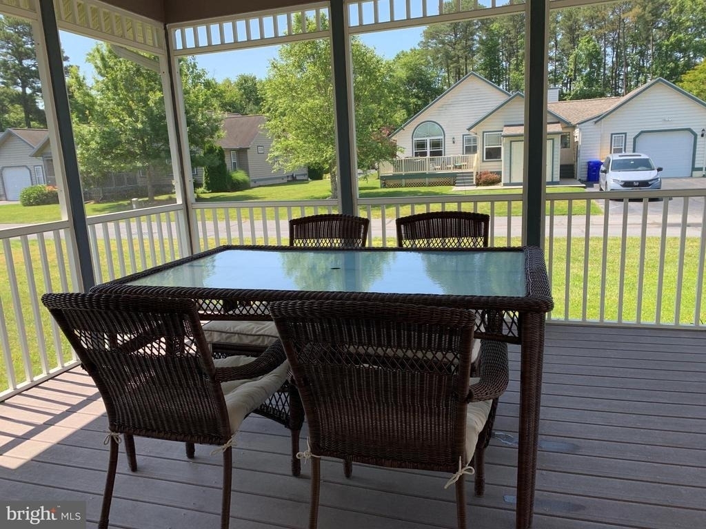 33697 Ashland Drive - Photo 18