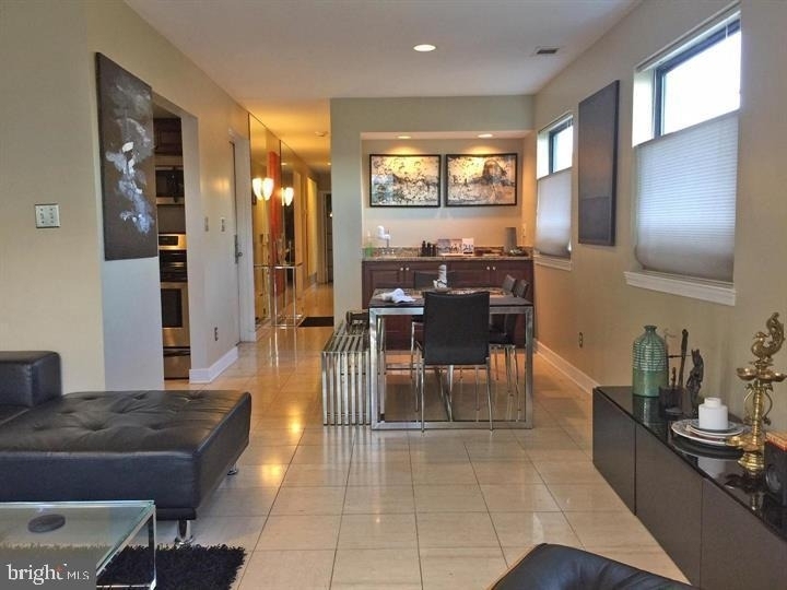 1117 New Hampshire Avenue Nw - Photo 1