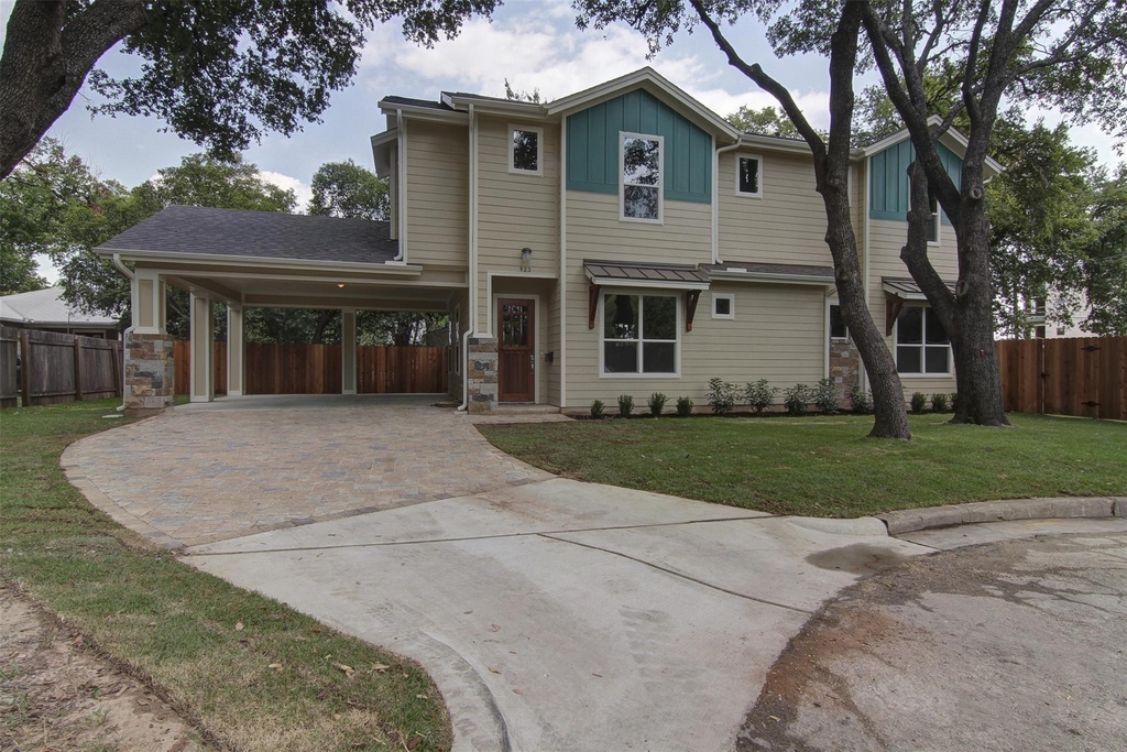 923 E 37th St - Photo 9