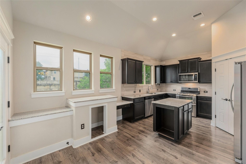 11108 Railway Ln - Photo 10