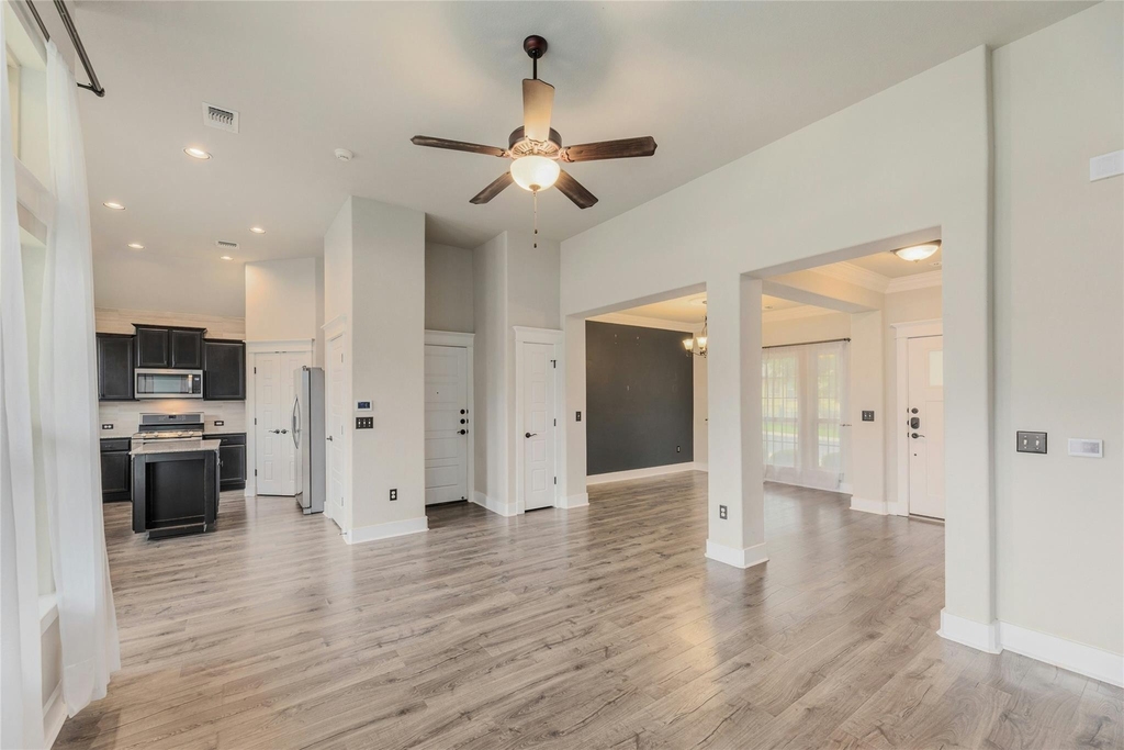 11108 Railway Ln - Photo 8