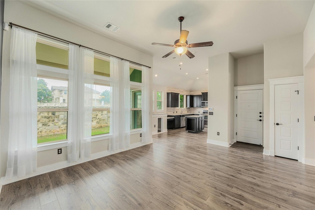 11108 Railway Ln - Photo 7