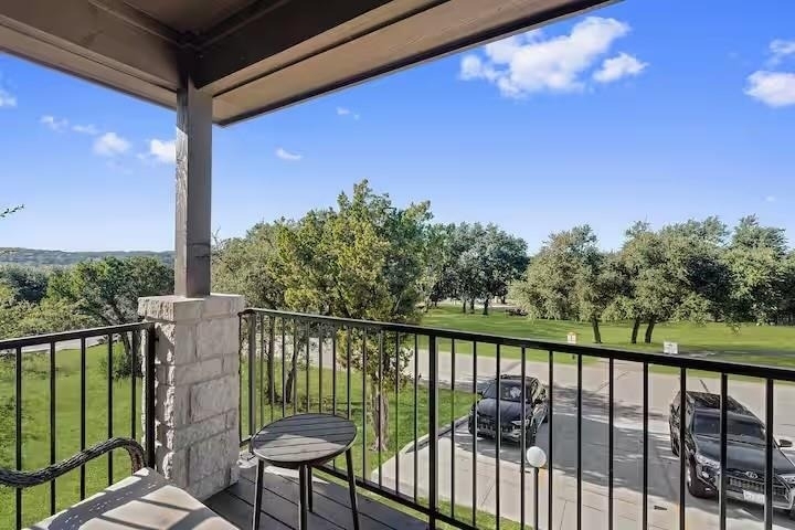 585 Demarett Dr - Photo 18
