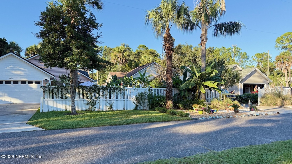696 Kestner Road - Photo 15