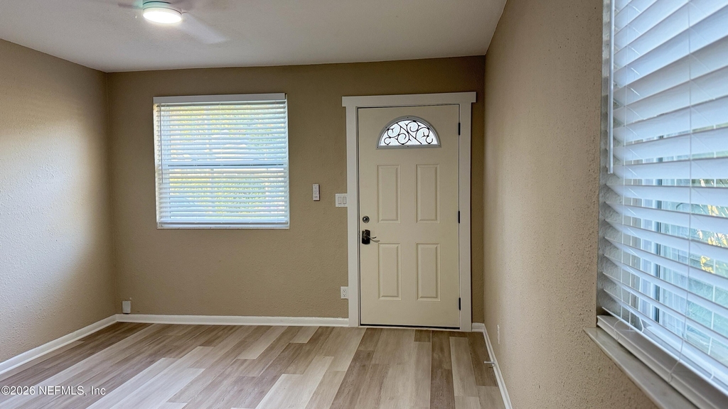 696 Kestner Road - Photo 3