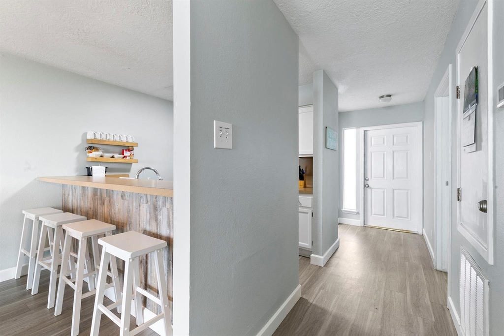 7600 Seawall Boulevard - Photo 7