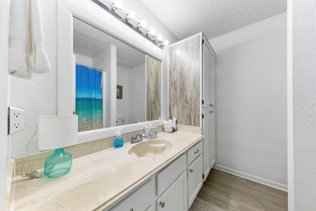 7600 Seawall Boulevard - Photo 20